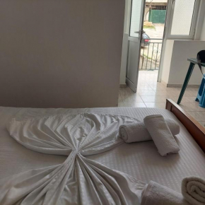Casa Mia Economy Condos, Sarandë